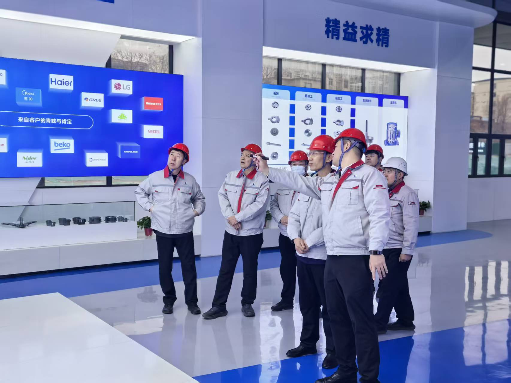 临汾市委常委、洪洞县委书记张晋伟深入好博体育足球洪洞智能科技产业园调研